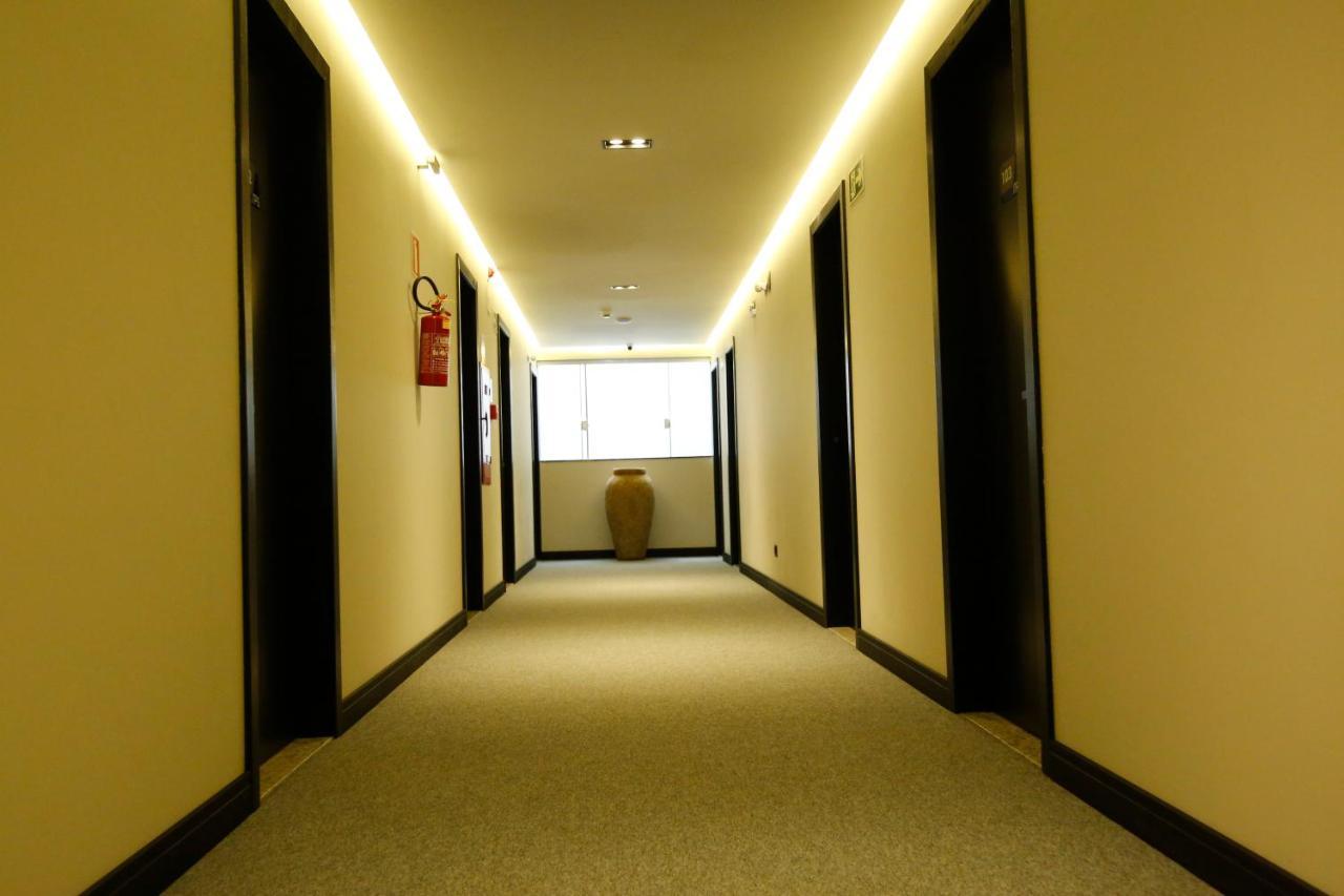 Neo Park Hotel Маринга Экстерьер фото