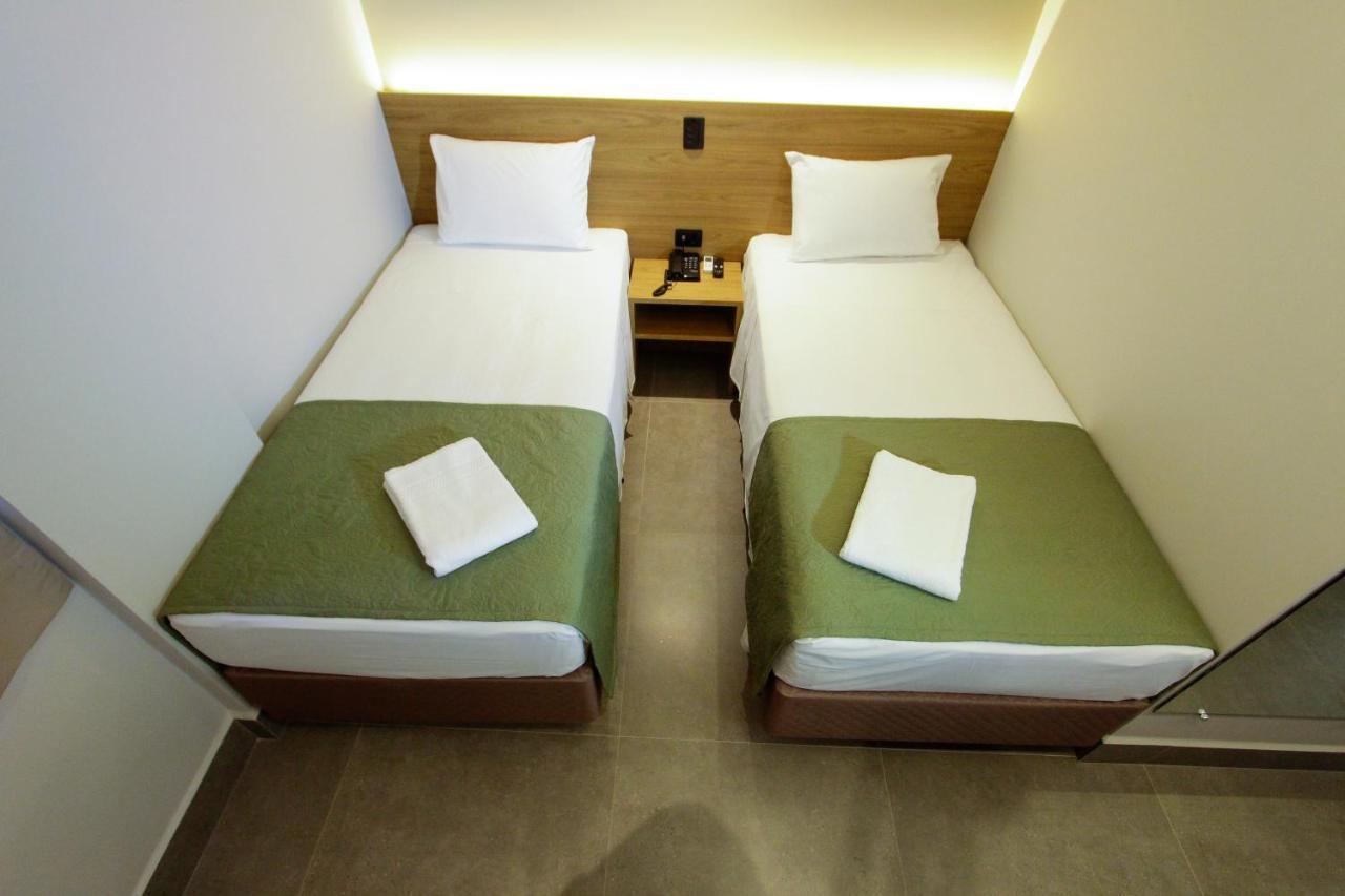 Neo Park Hotel Маринга Экстерьер фото