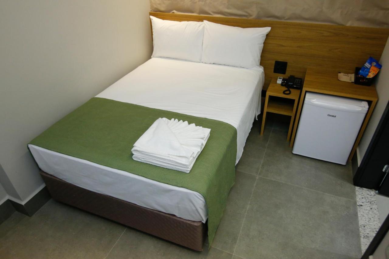 Neo Park Hotel Маринга Экстерьер фото